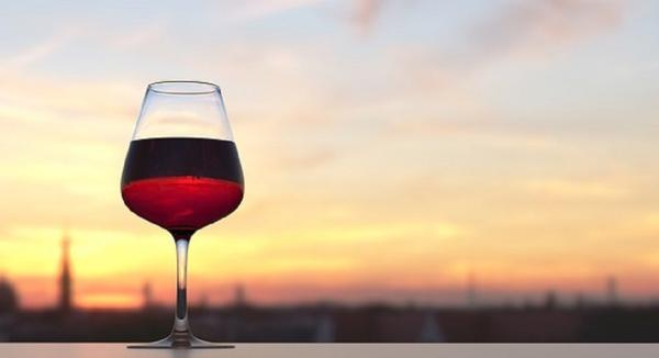 The Light & Dark Side of Alcohol